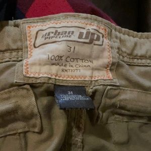 Urban pipeline tan cargo shorts
